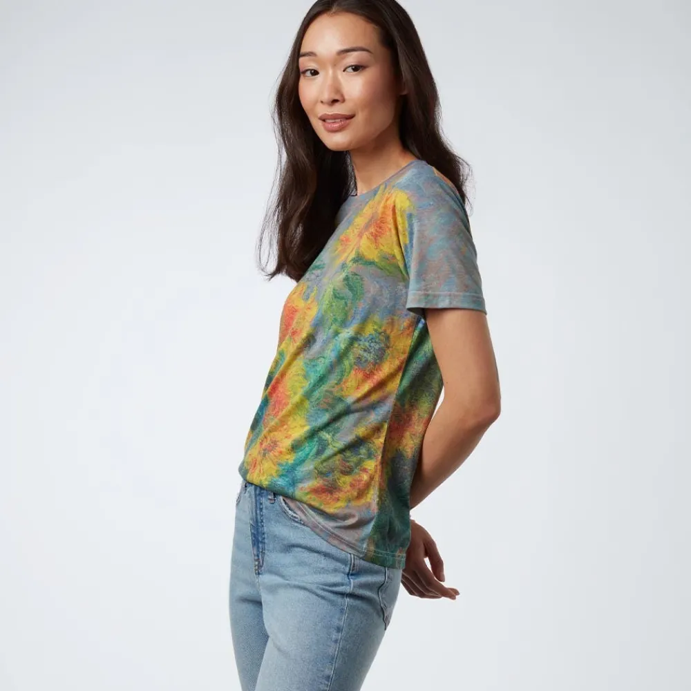 monet_sunflowers_womens_tee_3.webp Monet Sunflowers Women's Tee*The Met Store Hot