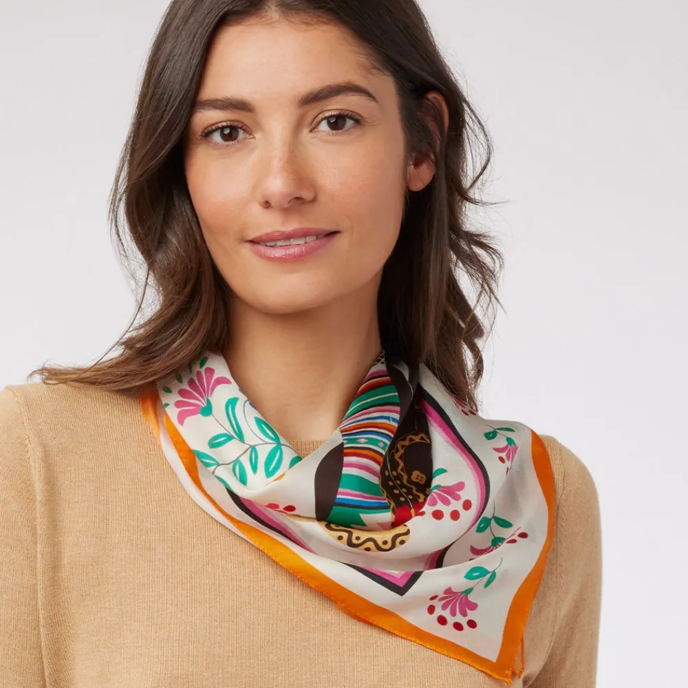 mrida_saltillo_dress_silk_neckerchief_1.webp Mérida Saltillo Dress Silk Neckerchief*The Met Store Online
