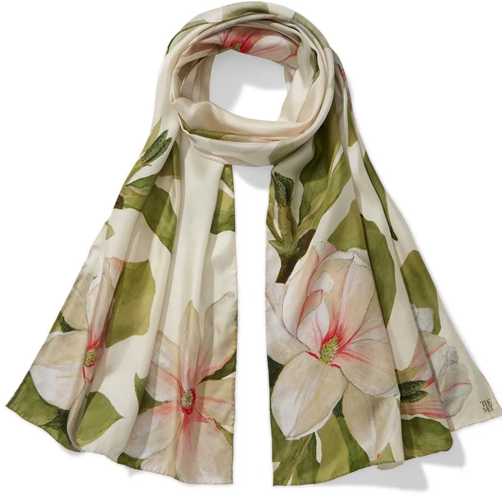 studies_of_magnolias_oblong_silk_scarf_0.webp Studies of Magnolias Oblong Silk Scarf*The Met Store Shop