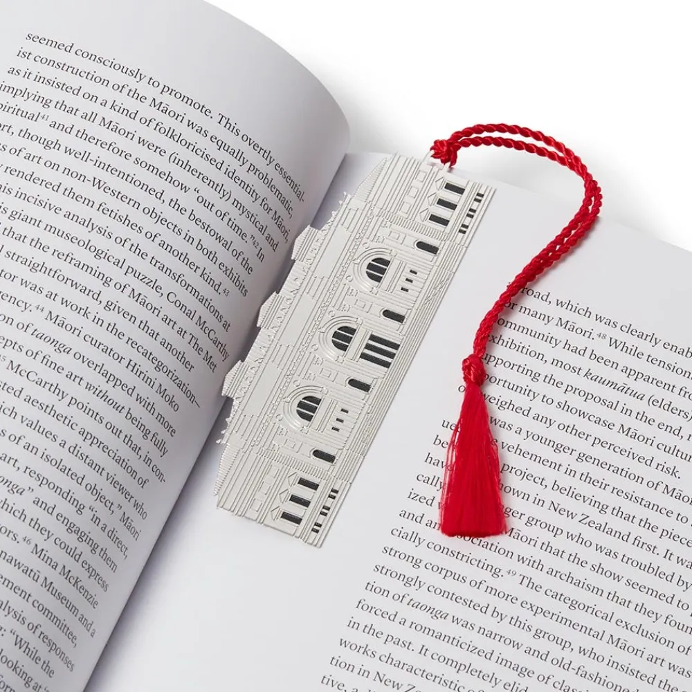the_met_facade_bookmark_1.webp The Met Facade Bookmark*The Met Store Hot