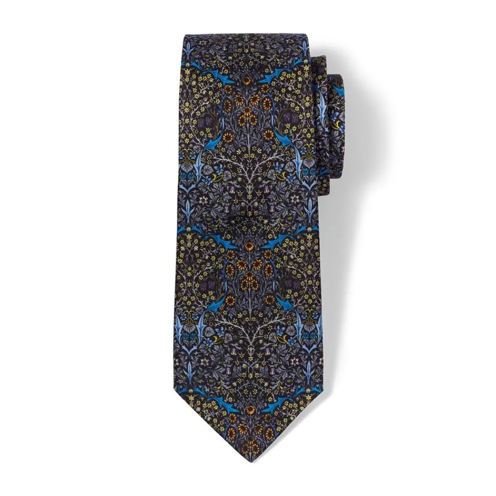 william_morris_blackthorn_silk_necktie_0.webp William Morris Blackthorn Silk Necktie*The Met Store Hot