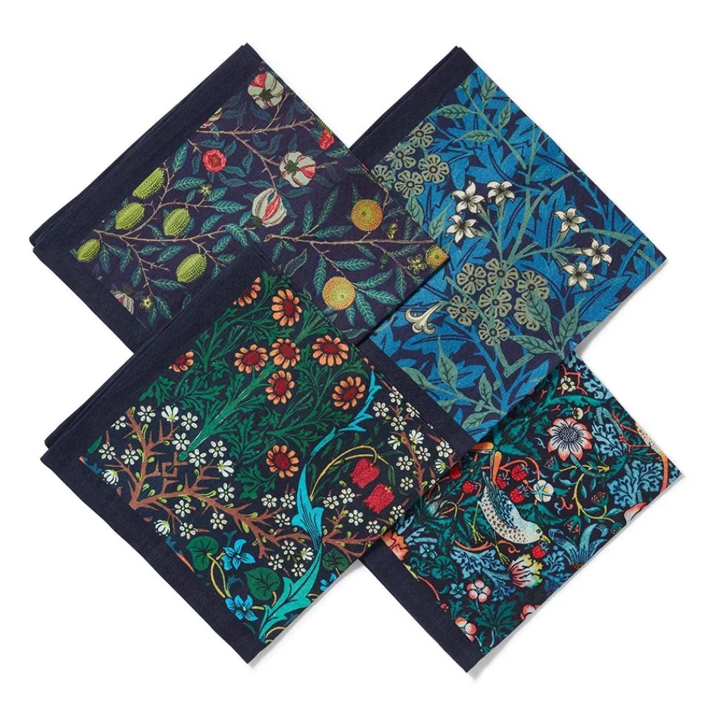 william_morris_botanical_print_napkin_set_0.webp William Morris Botanical Print Napkin Set*The Met Store Online