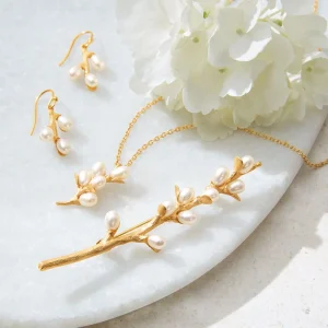 Willow Catkins Pearl Brooch*The Met Store Cheap